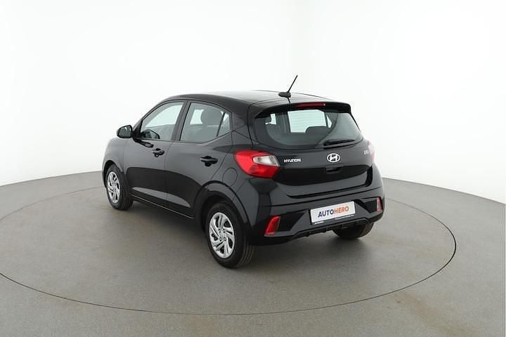 Occasion Hyundai i10 Comfort 2024 Zwart (metallic) Hatchback