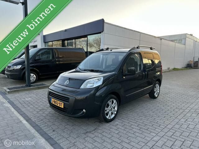 Zwart Occasion 2009 Fiat Qubo Dynamic MPV | € 3.750 (Eerlijke prijs) - Afbeelding 1/4