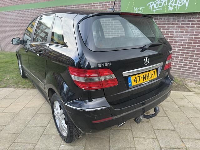 Occasion Mercedes B180 Business 109 PK (80 kW) 2010 Zwart (metallic) MPV