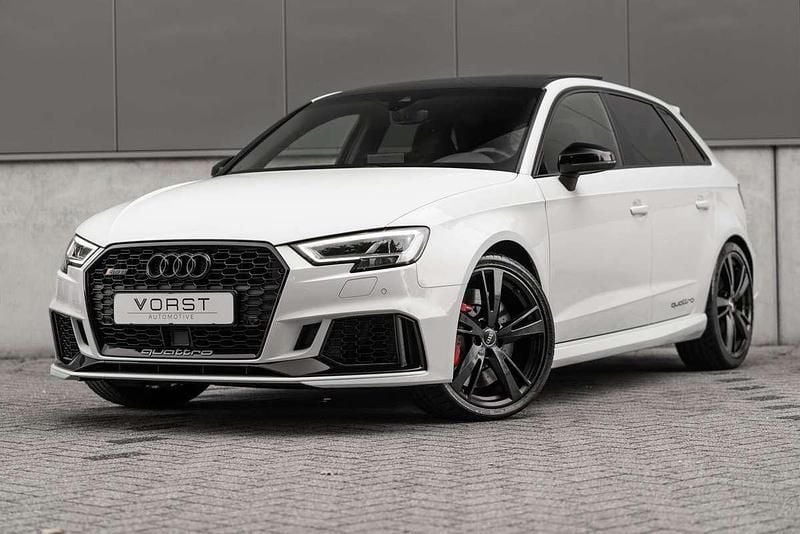 Wit Gebruikt 2018 Audi RS3 Sedan | € 35.950 (Goede deal) - Afbeelding 1/4