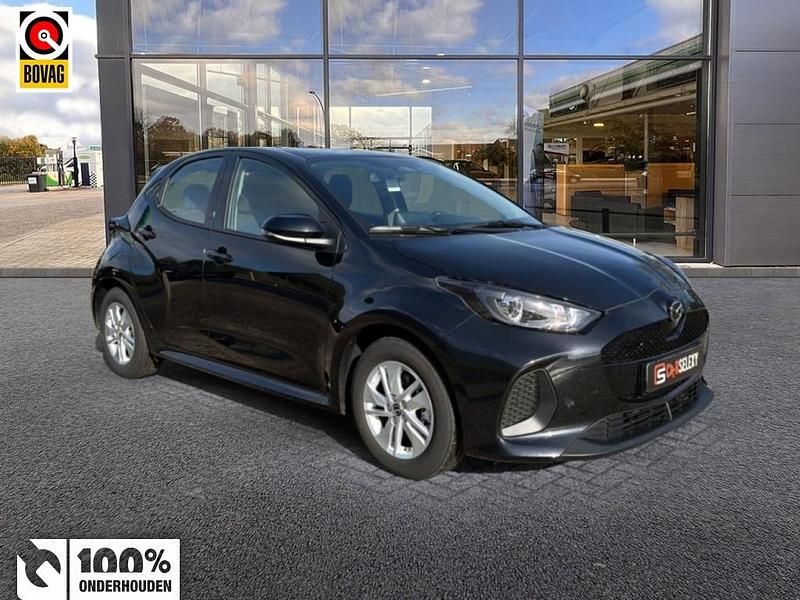 Zwart Occasion 2025 Mazda 2 Center-Line Hatchback | € 23.395 (Goede deal) - Afbeelding 1/4