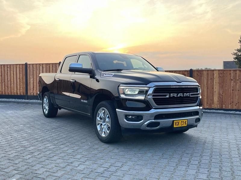 Zwart (metallic) Occasion 2018 Dodge Ram Pickup | € 35.268 - Afbeelding 1/4