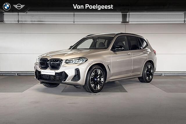 Grijs Gebruikt 2024 BMW iX3 Executive SUV | € 57.900 (Iets duurder) - Afbeelding 1/4