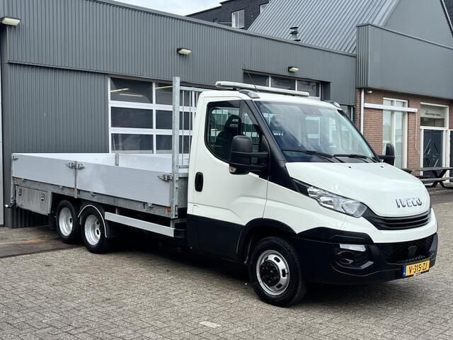 Wit Gebruikt 2019 Iveco Daily Stationwagen | € 43.950 (Eerlijke prijs) - Afbeelding 1/4