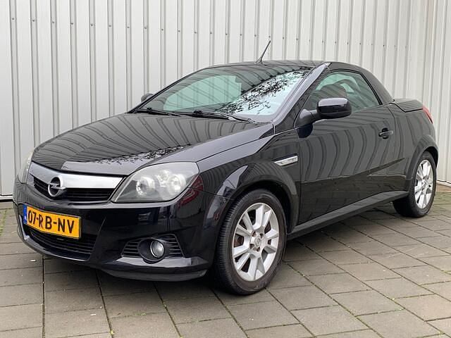 Occasion Opel Tigra Cosmo 90 PK (66 kW) 2005 Zwart (metallic) Cabriolet
