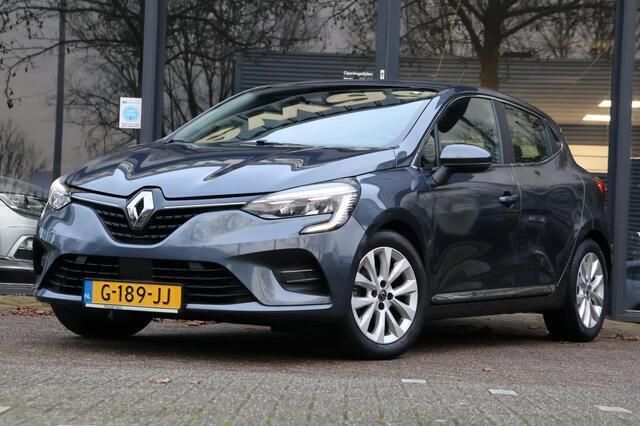 Grijs Gebruikt 2019 Renault Clio IV Intens Hatchback | € 10.995 (Goede deal) - Afbeelding 1/4