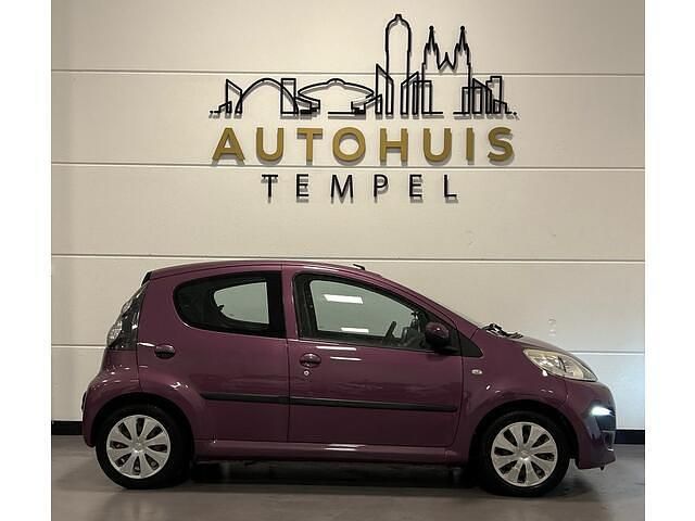 Occasion Peugeot 107 Active 68 PK (50 kW) 2012 Paars Hatchback