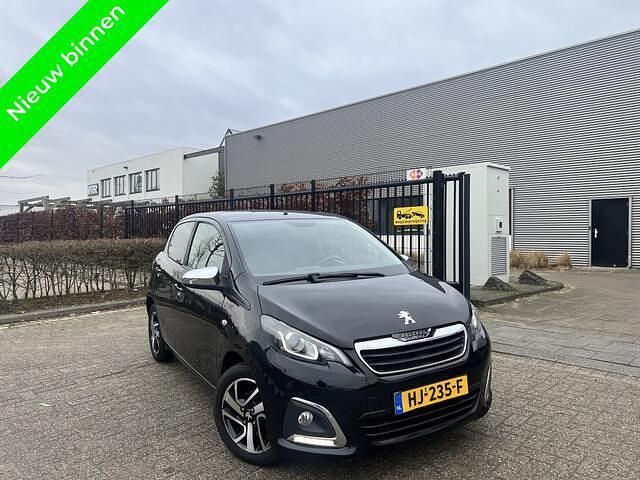 Zwart (metallic) Gebruikt 2015 Peugeot 108 Allure Hatchback | € 3.999 (Super prijs) - Afbeelding 1/4
