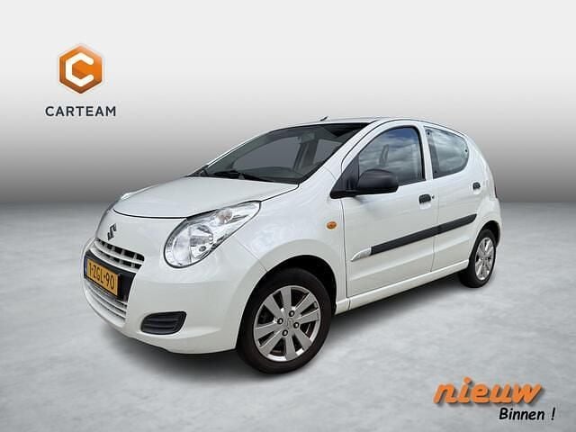 Wit Gebruikt 2015 Suzuki Alto Hatchback | € 6.495 (Eerlijke prijs) - Afbeelding 1/4