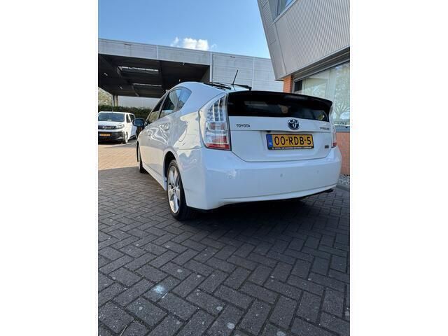 Occasion Toyota Prius Business Edition 99 PK (72 kW) 2011 Wit Hatchback
