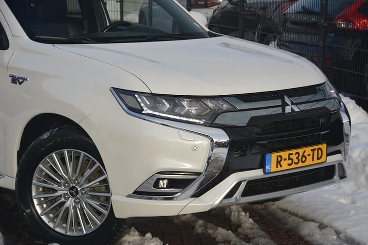 Occasion Mitsubishi Outlander Edition 135 PK (99 kW) 2018 Wit SUV