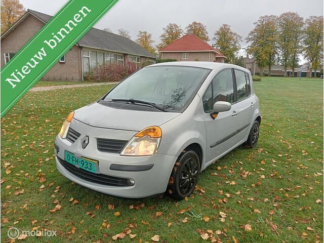 Grijs Gebruikt 2005 Renault Modus Authentique MPV | € 600 (Iets duurder) - Afbeelding 1/4