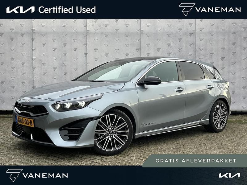 Grijs Gebruikt 2024 Kia Ceed Hatchback | € 33.935 (Duur) - Afbeelding 1/4
