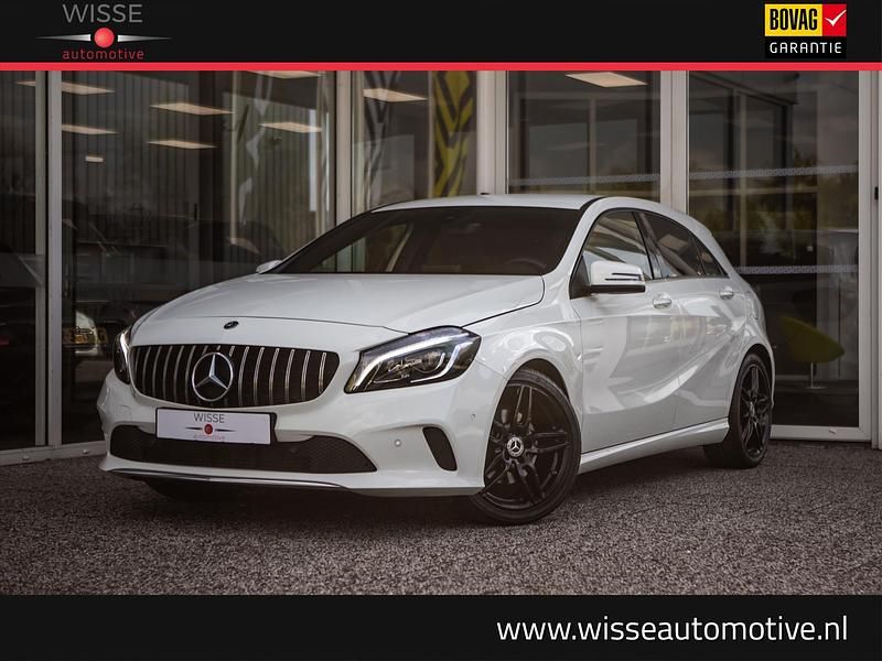 Hatchback Gebruikt 2018 Mercedes A180 Business Hatchback | € 18.945 (Goede deal) - Afbeelding 1/4
