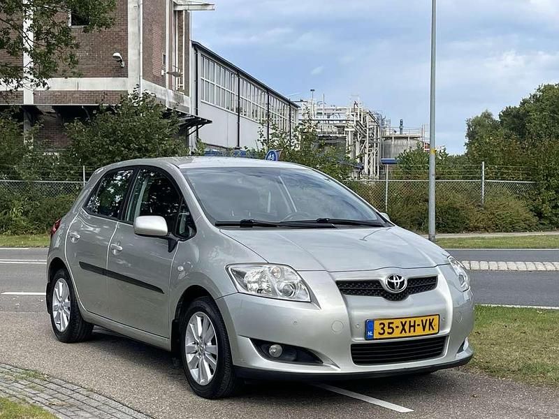 Grijs Gebruikt 2007 Toyota Auris Business Edition Hatchback | € 4.450 (Eerlijke prijs) - Afbeelding 1/4