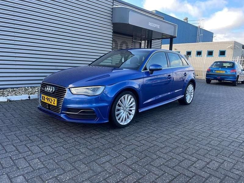 Occasion Audi A3 Sportback e-tron Ambition 150 PK (110 kW) 2016 Blauw Hatchback
