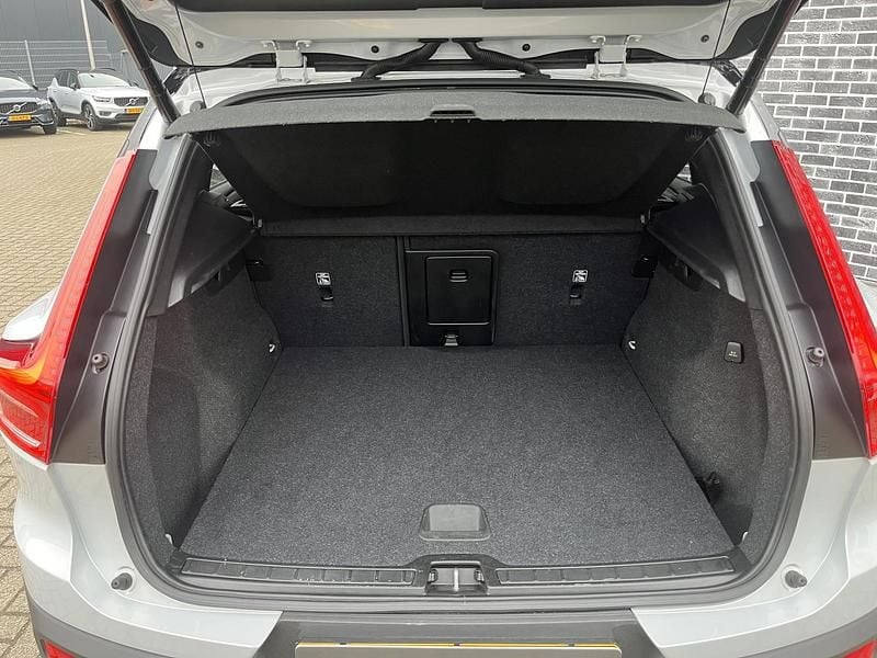 Occasion Volvo XC40 R-Design 11 kW (15 PK) 2020 Grijs SUV