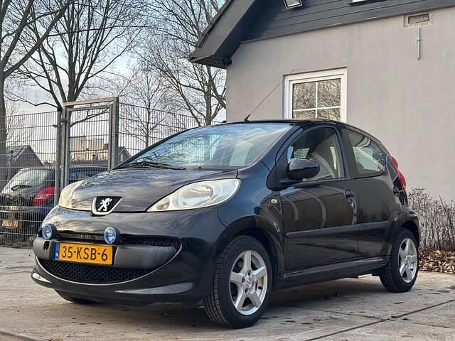 Occasion Peugeot 107 68 PK (50 kW) 2005 Zwart Hatchback