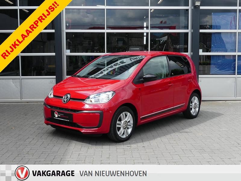 Rood Gebruikt 2018 VW up! Beats Hatchback | € 9.495 (Iets duurder) - Afbeelding 1/4