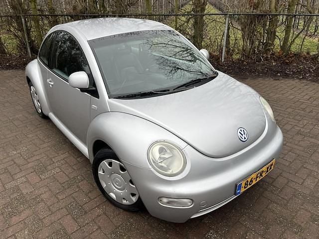 Occasion VW New Beetle Highline 116 PK (85 kW) 2000 Grijs Hatchback