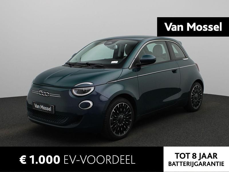 Groen Gebruikt 2023 Fiat 500e La Prima Hatchback | € 24.400 (Eerlijke prijs) - Afbeelding 1/4
