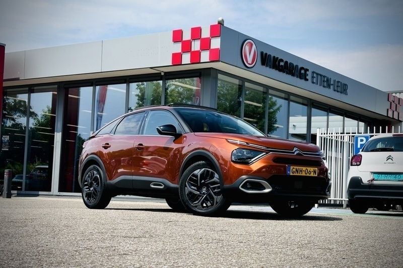 Oranje, metallic lak Gebruikt 2021 Citroën C4 Shine SUV | € 21.985 (Eerlijke prijs) - Afbeelding 1/4