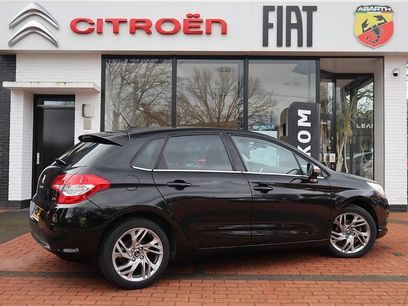 Occasion Citroën C4 PureTech 131 PK (96 kW) 2014 Zwart Hatchback