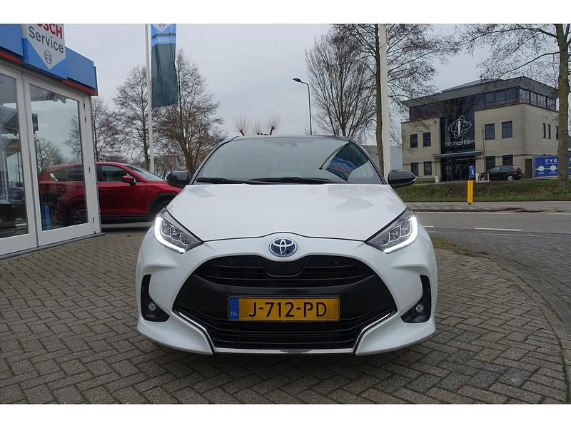 Occasion Toyota Yaris Executive 93 PK (68 kW) 2020 Wit Hatchback