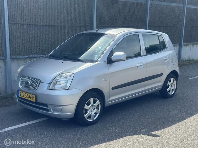 Grijs Gebruikt 2005 Kia Picanto EX Hatchback | € 1.499 (Eerlijke prijs) - Afbeelding 1/4