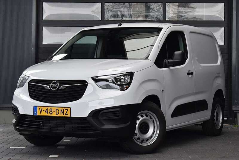 Wit Nieuw 2024 Opel Combo-e Life Van | € 26.382 (Goede deal) - Afbeelding 1/4