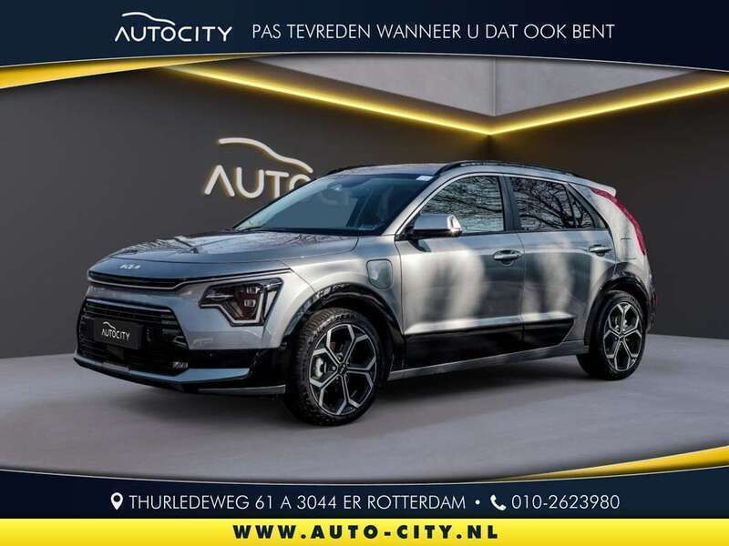 Grijs Gebruikt 2023 Kia Niro SUV | € 30.900 (Eerlijke prijs) - Afbeelding 1/4