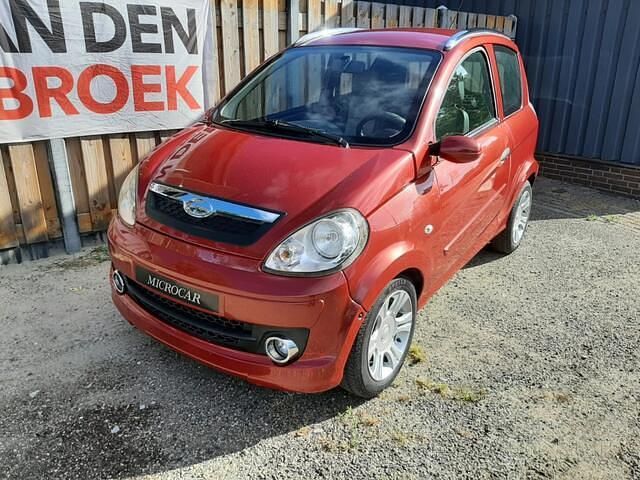 Rood Gebruikt 2010 Microcar M.Go Hatchback | € 4.995 (Goede deal) - Afbeelding 1/4