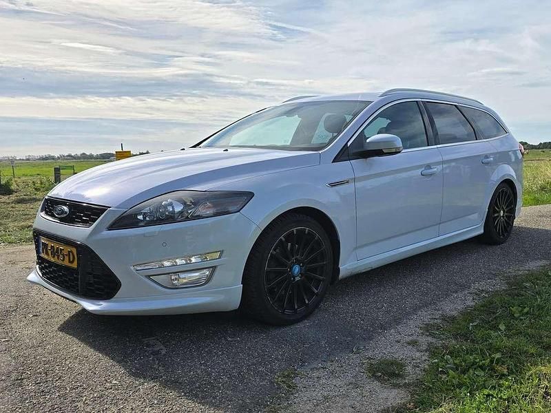 Wit Gebruikt 2013 Ford Mondeo S Stationwagen | € 12.950 (Duur) - Afbeelding 1/4