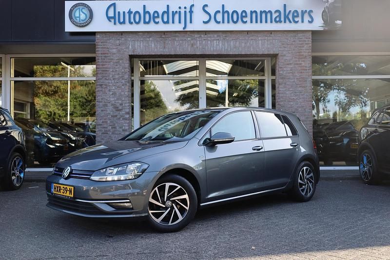 Grijs Gebruikt 2019 VW Golf VII Hatchback | € 18.990 (Iets duurder) - Afbeelding 1/4