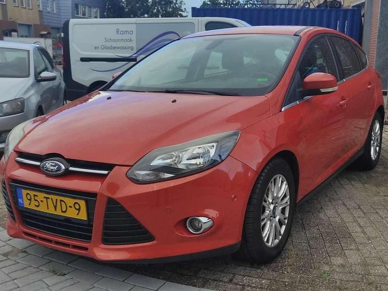 Gebruikt 2012 Ford Focus Hatchback | € 1.650 (Super prijs) - Afbeelding 1/4