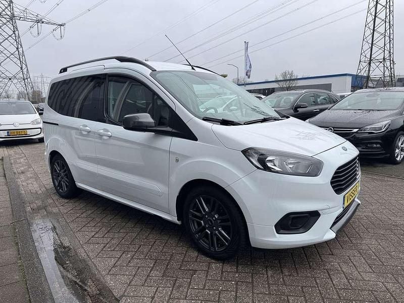 Occasion Ford Tourneo Courier Titanium 101 PK (74 kW) 2019 Wit MPV
