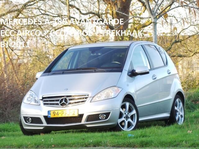 Grijs, metallic lak Gebruikt 2011 Mercedes A180 Avantgarde MPV | € 4.949 (Eerlijke prijs) - Afbeelding 1/4