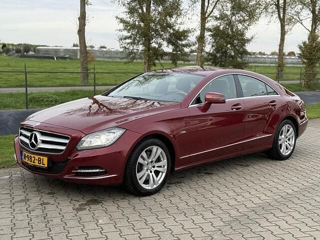 Occasion Mercedes CLS350 306 PK (225 kW) 2011 Rood Sedan