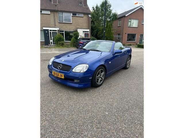 Blauw Gebruikt 1998 Mercedes SLK200 AMG line Cabriolet | € 4.000 - Afbeelding 1/4