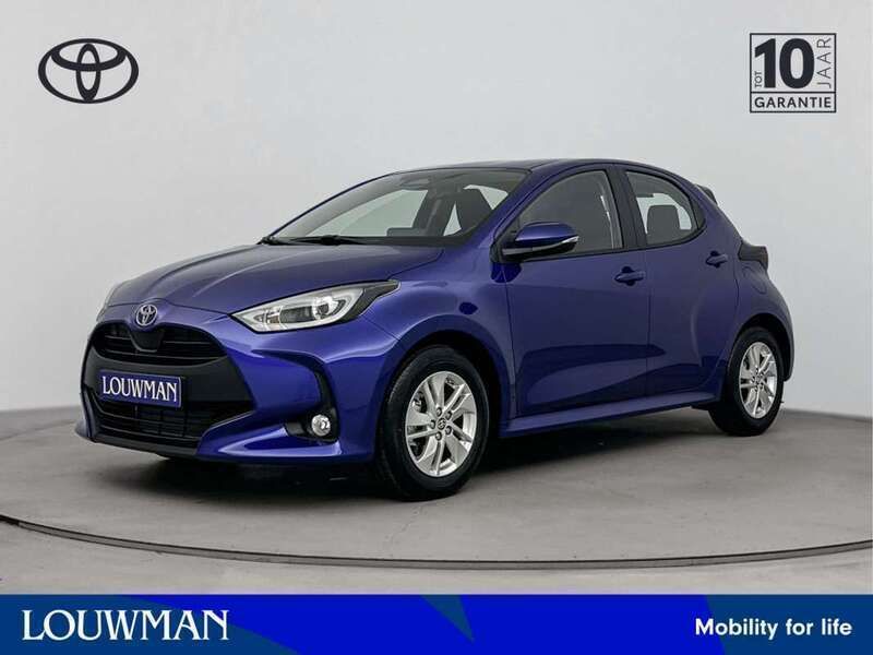 Blauw Nieuw 2025 Toyota Yaris Hybrid Active Hatchback | € 27.734 (Eerlijke prijs) - Afbeelding 1/4
