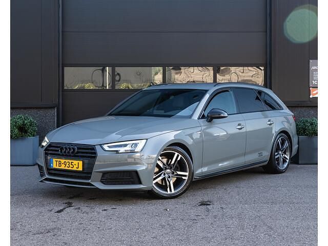 Grijs Gebruikt 2018 Audi A4 Black Edition Stationwagen | € 18.250 (Eerlijke prijs) - Afbeelding 1/4