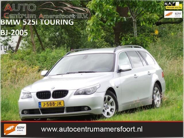 Grijs, metallic lak Gebruikt 2005 BMW 525 Stationwagen | € 4.949 (Eerlijke prijs) - Afbeelding 1/4