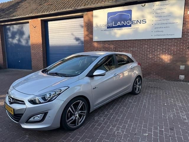 Grijs Gebruikt 2012 Hyundai i30 Hatchback | € 8.250 (Eerlijke prijs) - Afbeelding 1/4
