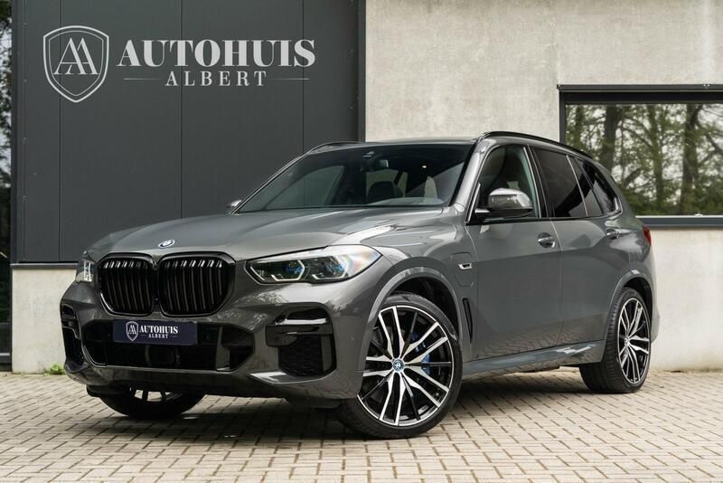 Grijs Gebruikt 2021 BMW X5 M Sport SUV | € 68.950 - Afbeelding 1/4