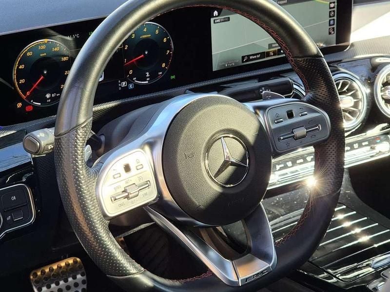 Occasion Mercedes CLA200 Premium Plus 163 PK (119 kW) 2020 Grijs Sedan