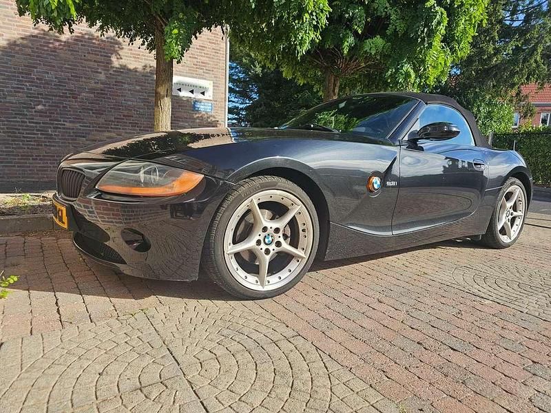 Zwart Gebruikt 2005 BMW Z4 Cabriolet | € 7.500 (Eerlijke prijs) - Afbeelding 1/4