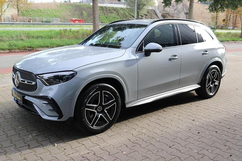 Occasion Mercedes GLC300e AMG line 2024 Grijs SUV