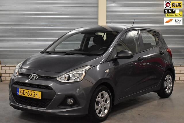 Grijs Gebruikt 2015 Hyundai i10 Hatchback | € 4.950 (Eerlijke prijs) - Afbeelding 1/4
