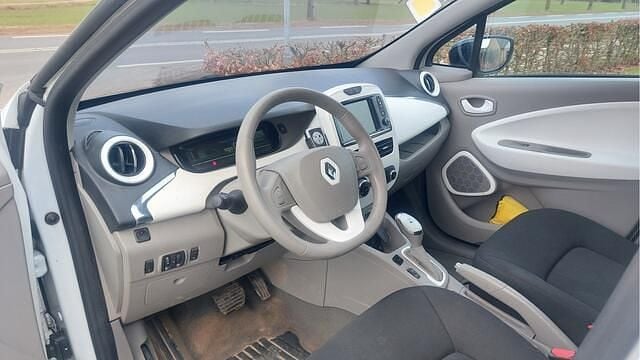 Occasion Renault Zoe Life 65 kW (89 PK) 2015 Wit Hatchback