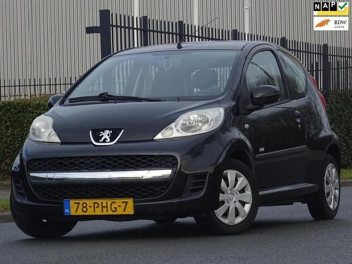 Occasion Peugeot 107 68 PK (50 kW) 2011 Zwart Hatchback